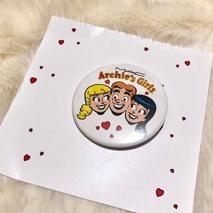 MAC Archie’s Girls Collection Limited Edition Pin